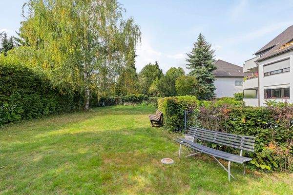 Gemeinschaftsgarten auf Rückseite des Hauses