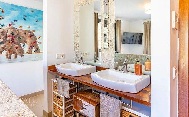 apartment-camp-de-mar-17