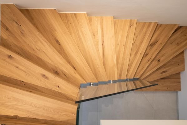 Detail - Treppe zum Dachgeschoss