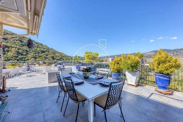  Mandelieu-la-Napoule