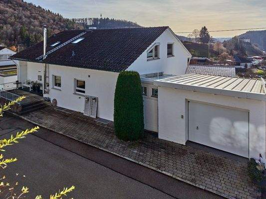 Außenansicht Straßenseite