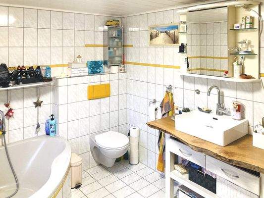 Bad im Erdgeschoss