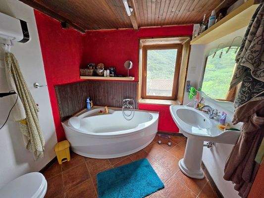 1000088096 - 1K JPEG.jpg