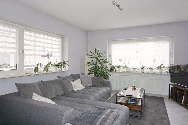 angrenzendes Wohnzimmer