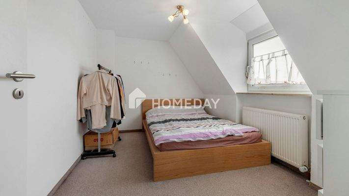 1. OG Schlafzimmer 1