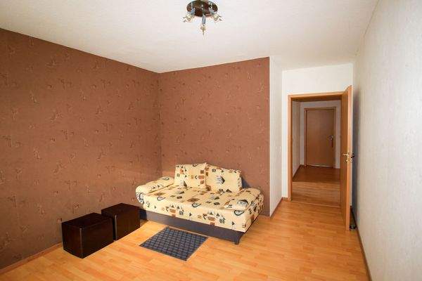 Schlafzimmer OG links