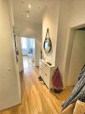 Beispiel Flur renoviert