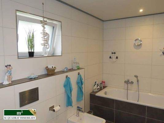 Taghelles Bad/ Anbau Keller