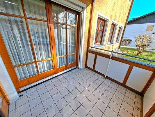 RuhWafeStr Balkon 2.jpg