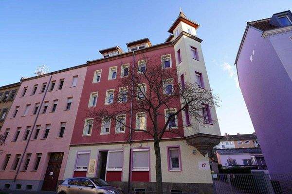 Attraktives Jugendstilgebäude in St- Leonhard!