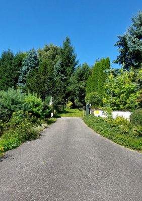 LeBa aussen Südosttor offen 1.jpg