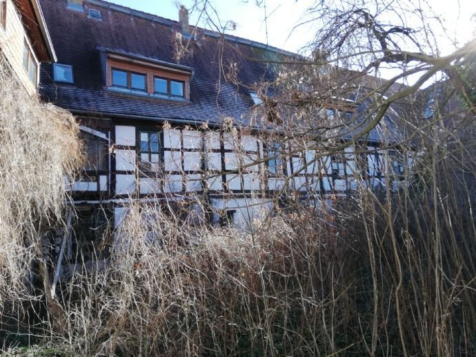 Mehrfamilienhaus in Köthen - sanierungsbedürftig - Denkmalschutz