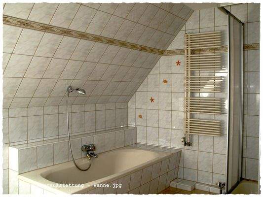 Badezimmerausstattung - Wanne