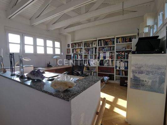 Büro/ Atelier  2. OG