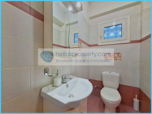 5285e6cbd10141a5b8067882b4623551-original