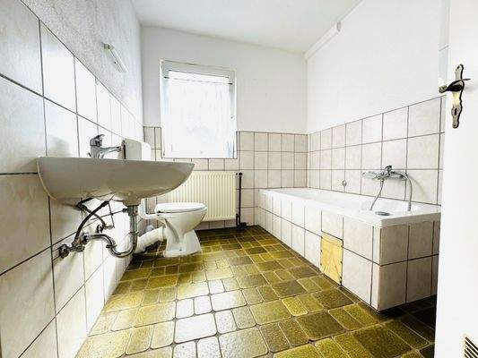 23. Badezimmer WE 1.OG links