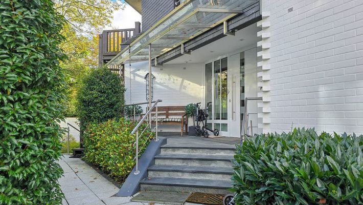eigener Wohnungseingang