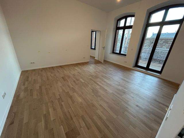 Attraktive 2- Zimmer Wohnung mit EBK, Balkon u. Stellplatz zu vermieten! - Photo 2