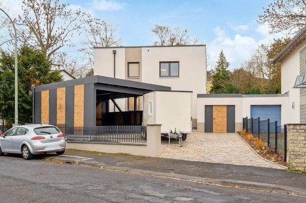 Vorderansicht Strassenseite