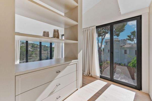 Master bedroom villa in Costa d_en Blanes 3