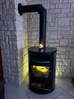 Kaminofen im Wohnzimmer