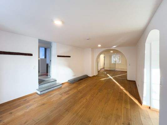 Büroraum Nr. 3 Ansicht 1 mit Zugang zur Küche