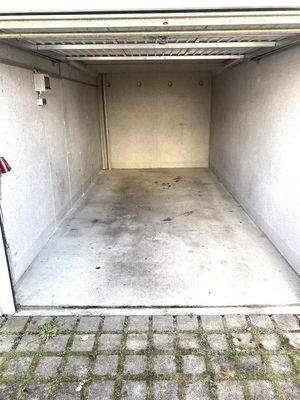 abgeschlossene Einzelgarage!