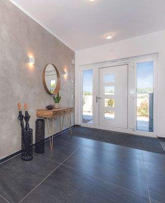 großzügiger Eingangsbereich