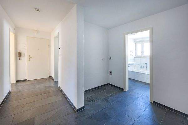 Flur mit WM Anschluss