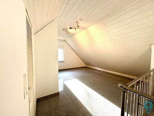 DHH-Schrollbach-Interior view attic gallery