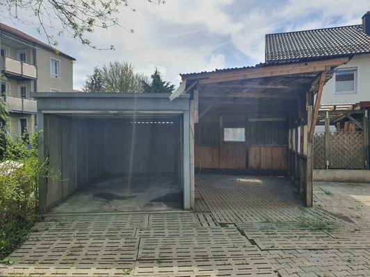 Garage und Carport