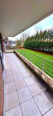 Umlaufender Balkon mit Ausblick