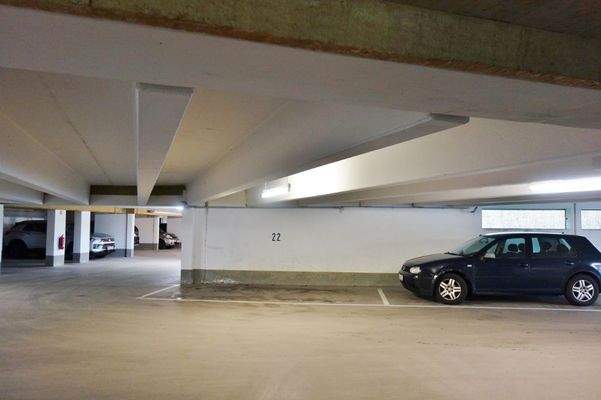 Tiefgaragenstellplatz