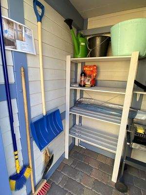 Abstellraum außen am Haus