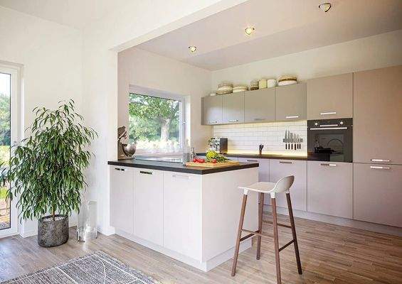  Einbauküche inklusive