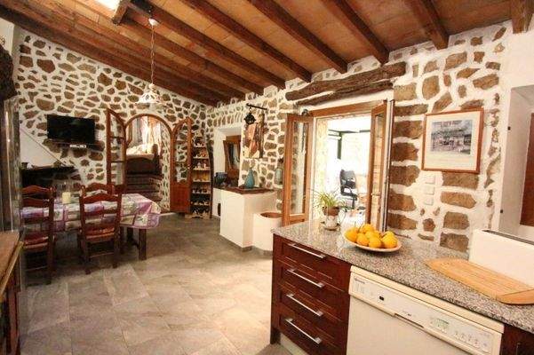 Rustikales Anwesen mit Pool zum Verkauf in den Bergen von Soller, Mallorca