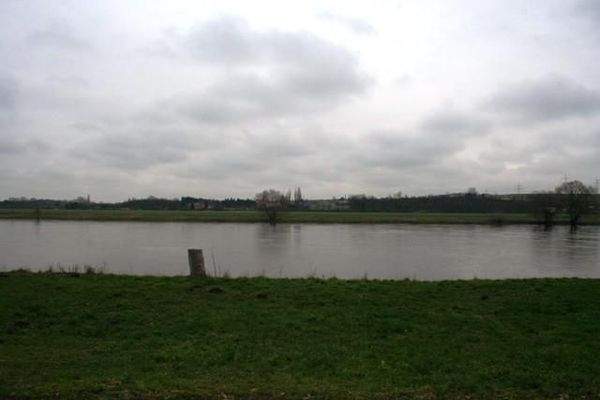 Blick über die Elbe