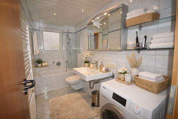 Bad virtuelles Homestaging