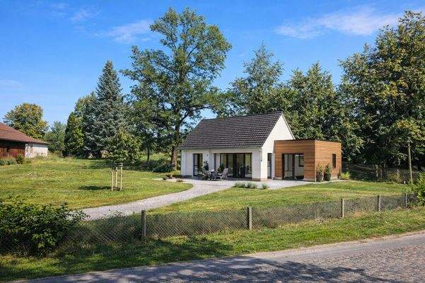 „So könnte Ihr zukünftiges Zuhause aussehen – KI-Visualisierung.“