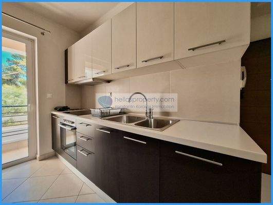 11915d36fb3b4ad5b8fe8d31e9b09ca0-original