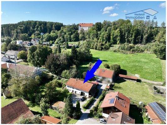 Grundstück mit Blick auf das Schloss