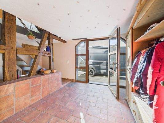 Heller und großer Eingangsbereich