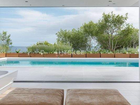Villas with Pools Near Golf and Beaches in Villamartín Orihuela