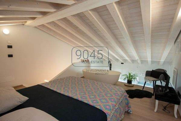 Eckreihenhaus-Villa mit großem Garten in Castion Veronese - Gardasee