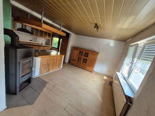 4 Küche Wohn- Esszimmer.jpg