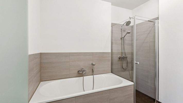 Bad en Suite weitere Ansicht