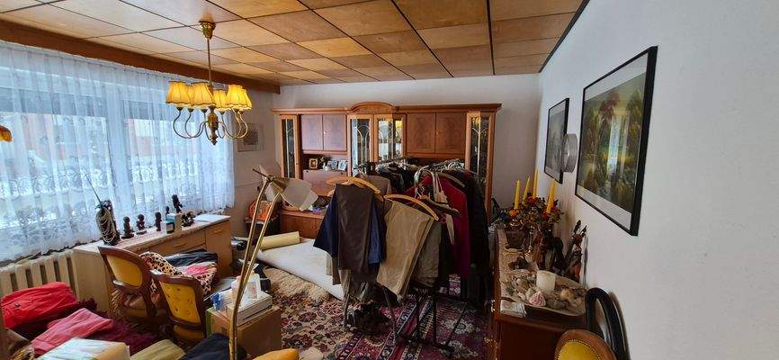 Haus-rechts_Zimmer III.jpg