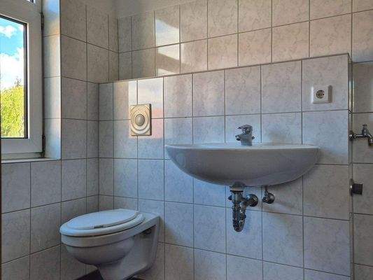 1. Badezimmer Bild 1.jpg