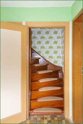 Treppe von der 2. Küche in den Privatbereich