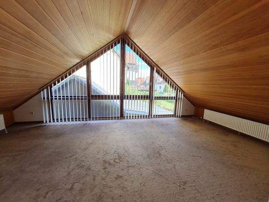 Schlafzimmer/Büro DG